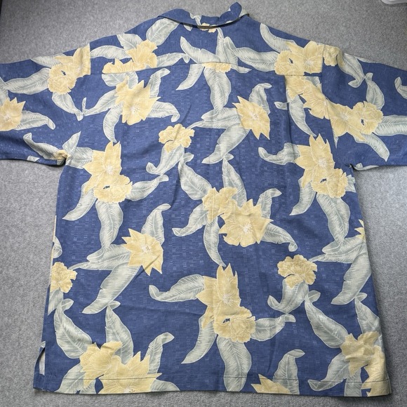 Tommy Bahama 100% Silk Hawaiian Shirt M Blue Yellow Floral Camp Button Front - Picture 10 of 10